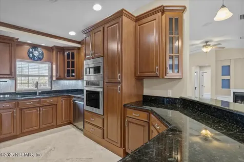 1068 S Marion Avenue Lake City FL 32025