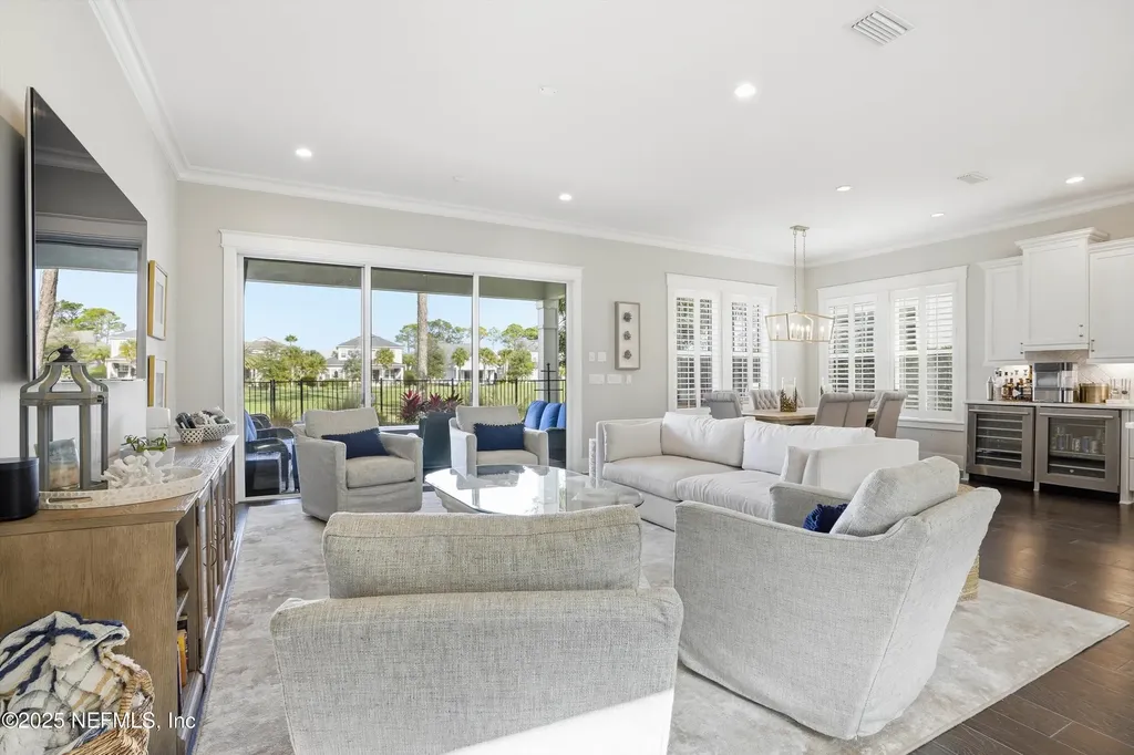 1747 Maritime Oak Drive Atlantic Beach FL 32233