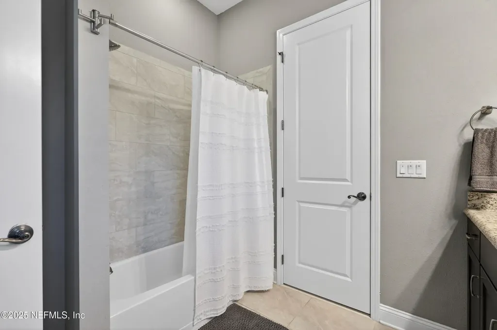 2752 Tartus Drive Jacksonville FL 32246