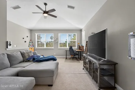 2752 Tartus Drive Jacksonville FL 32246