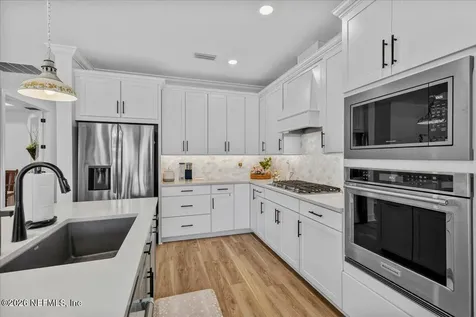 10947 Town View Drive Jacksonville FL 32256