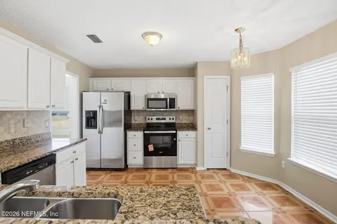 2013 Piping Plover Way Jacksonville FL 32224