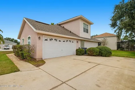 2013 Piping Plover Way Jacksonville FL 32224