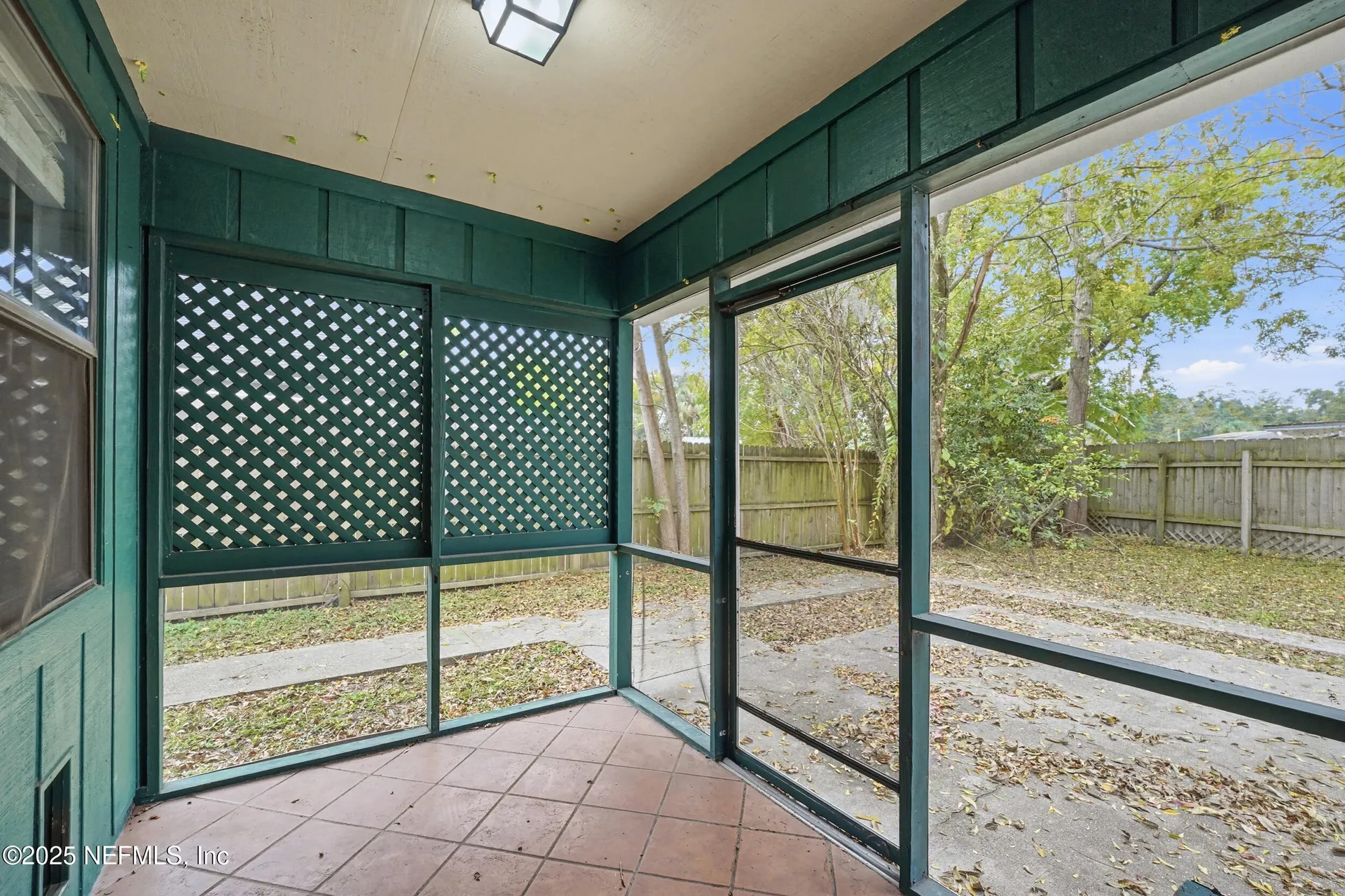 400 Cranes Landing Court Jacksonville FL 32216