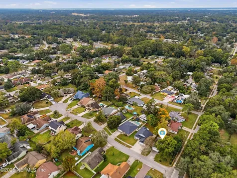 400 Cranes Landing Court Jacksonville FL 32216