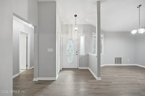 400 Cranes Landing Court Jacksonville FL 32216