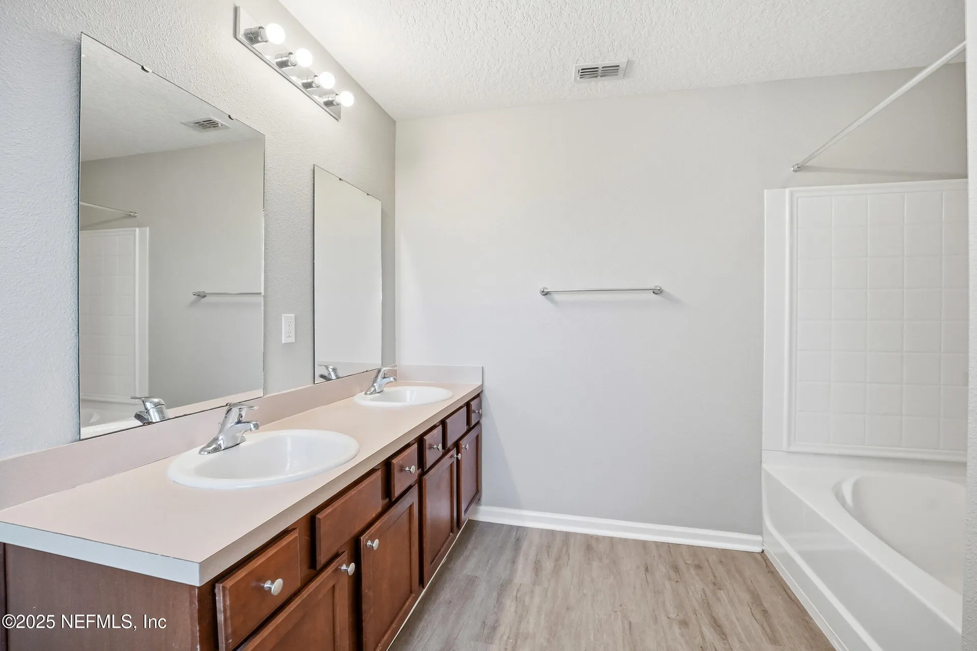 3252 Canyon Falls Drive Green Cove Springs FL 32043