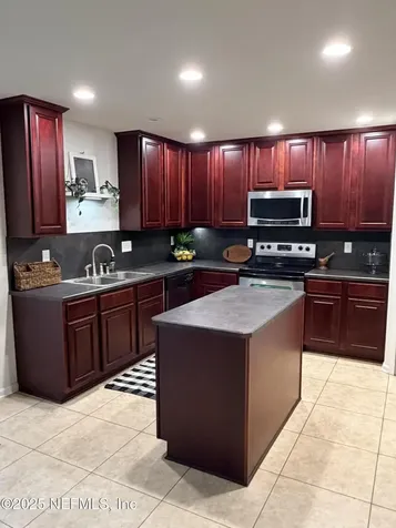 483 S Aberdeenshire Drive St. Johns FL 32259