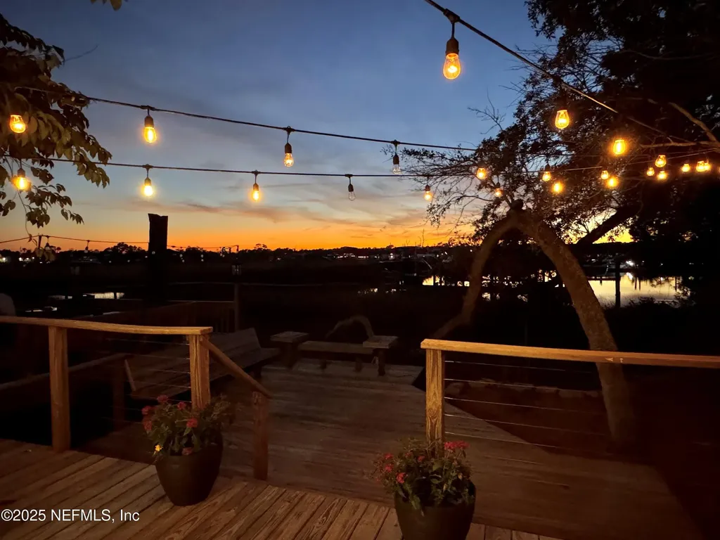 3360 Lighthouse Point Lane Jacksonville FL 32250