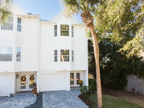 3360 Lighthouse Point Lane Jacksonville FL 32250