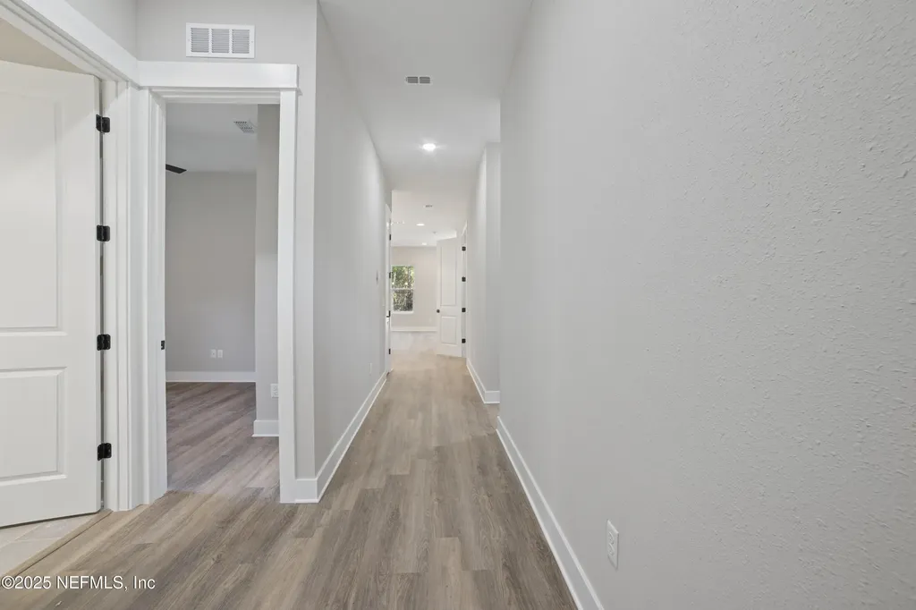 16063 Puskita Trail Jacksonville FL 32218