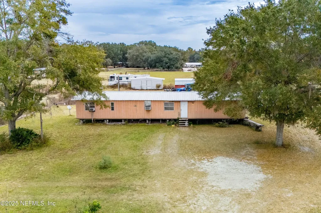 10287 SW 113th Avenue Brooker FL 32622