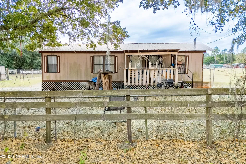10287 SW 113th Avenue Brooker FL 32622