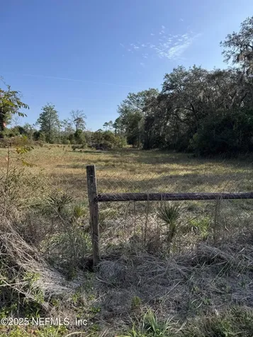 102 Greenville Road Pomona Park FL 32181