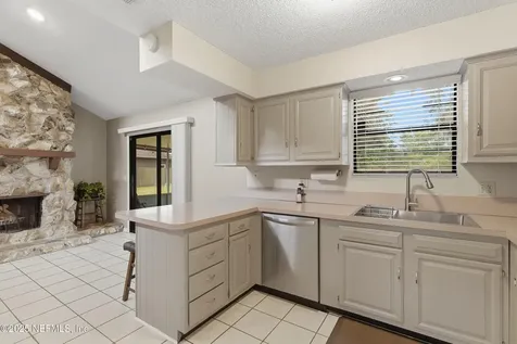 1540 Lemonwood Road St. Johns FL 32259