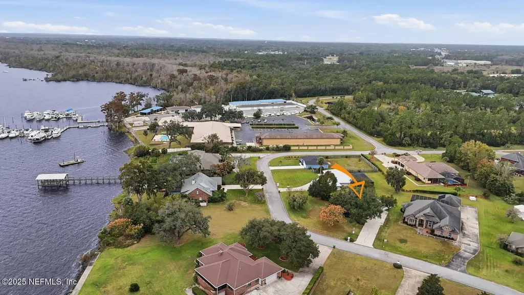 241 Crystal Cove Drive Palatka FL 32177