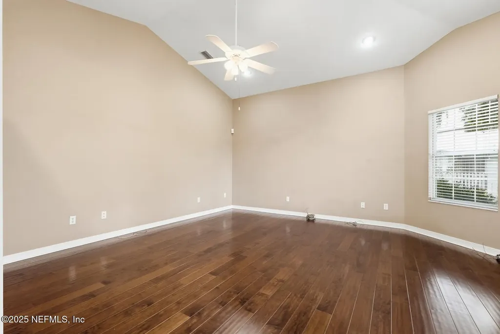 241 Crystal Cove Drive Palatka FL 32177