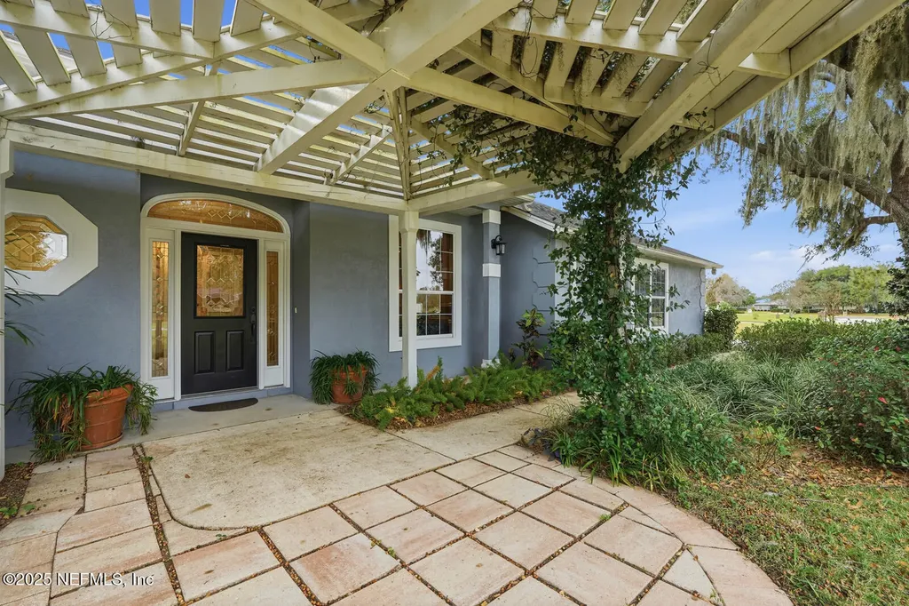 241 Crystal Cove Drive Palatka FL 32177