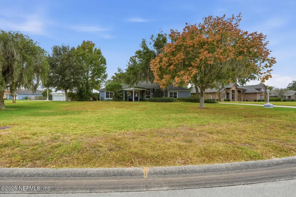 241 Crystal Cove Drive Palatka FL 32177