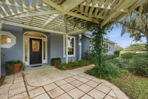 241 Crystal Cove Drive Palatka FL 32177