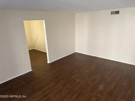 5201 Atlantic Boulevard Jacksonville FL 32207