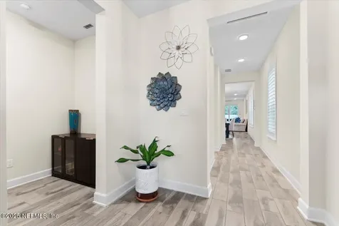 9737 Invention Lane Jacksonville FL 32256