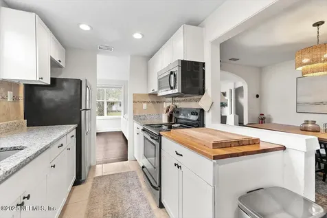 4648 Fremont Street Jacksonville FL 32210