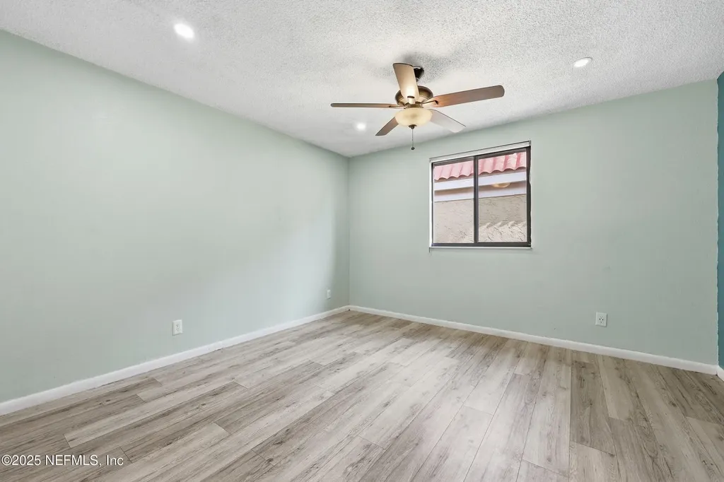 5811 Atlantic Boulevard Jacksonville FL 32207