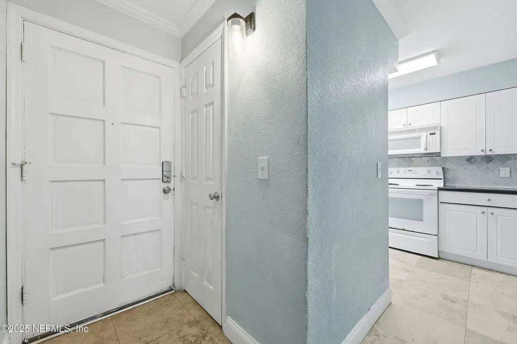 5811 Atlantic Boulevard Jacksonville FL 32207