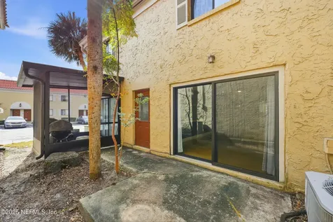 5811 Atlantic Boulevard Jacksonville FL 32207