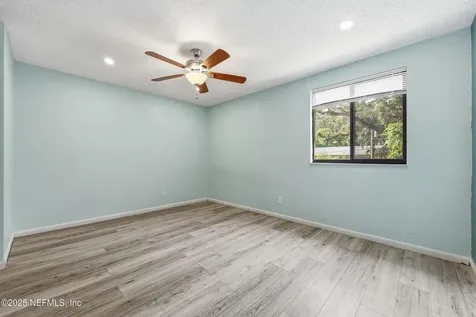 5811 Atlantic Boulevard Jacksonville FL 32207