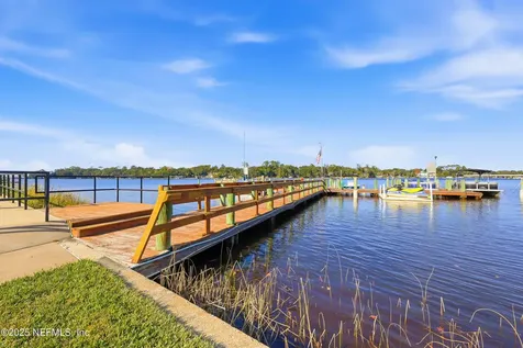 5811 Atlantic Boulevard Jacksonville FL 32207