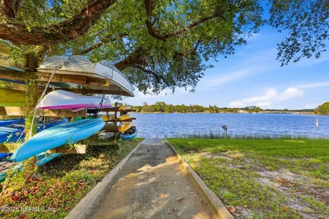 5811 Atlantic Boulevard Jacksonville FL 32207