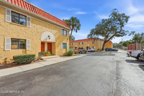 5811 Atlantic Boulevard Jacksonville FL 32207