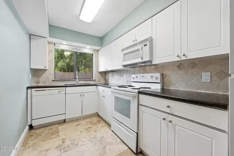 5811 Atlantic Boulevard Jacksonville FL 32207