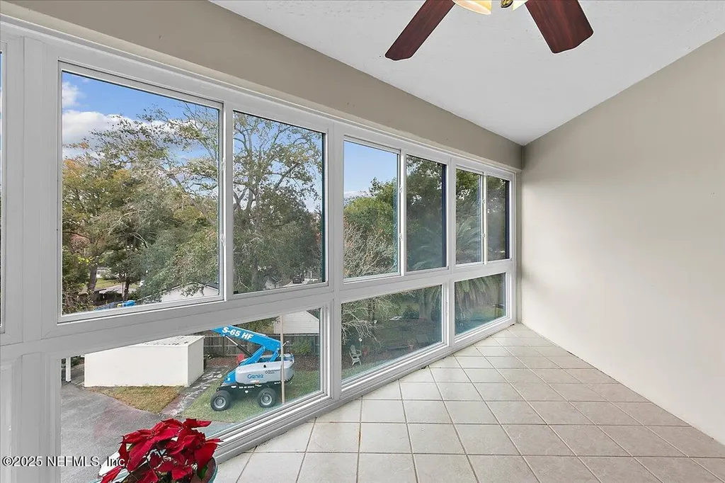 1071 Edgewood Avenue S Jacksonville FL 32205