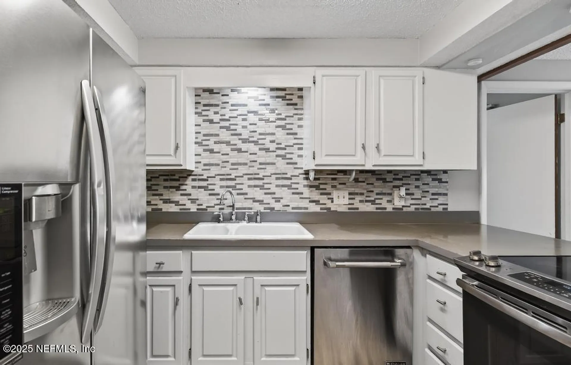 4910 Natures Hollow Way N Jacksonville FL 32217