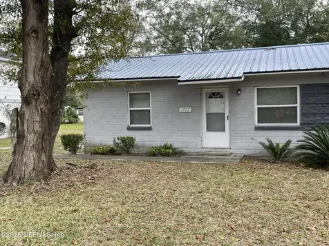 1717 Lindsey Road Jacksonville FL 32221