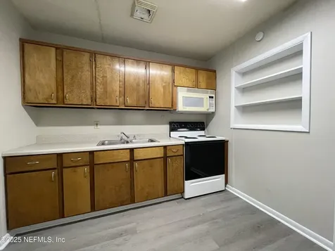 1717 Lindsey Road Jacksonville FL 32221