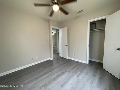 1717 Lindsey Road Jacksonville FL 32221