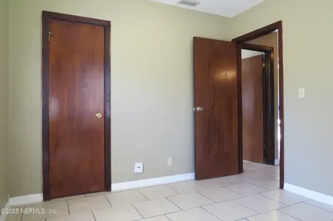 1717 Lindsey Road Jacksonville FL 32221