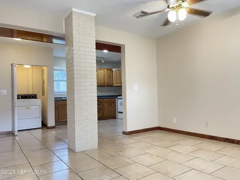 1717 Lindsey Road Jacksonville FL 32221