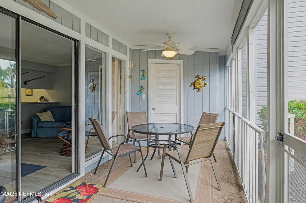 102 River Bend Court Welaka FL 32193