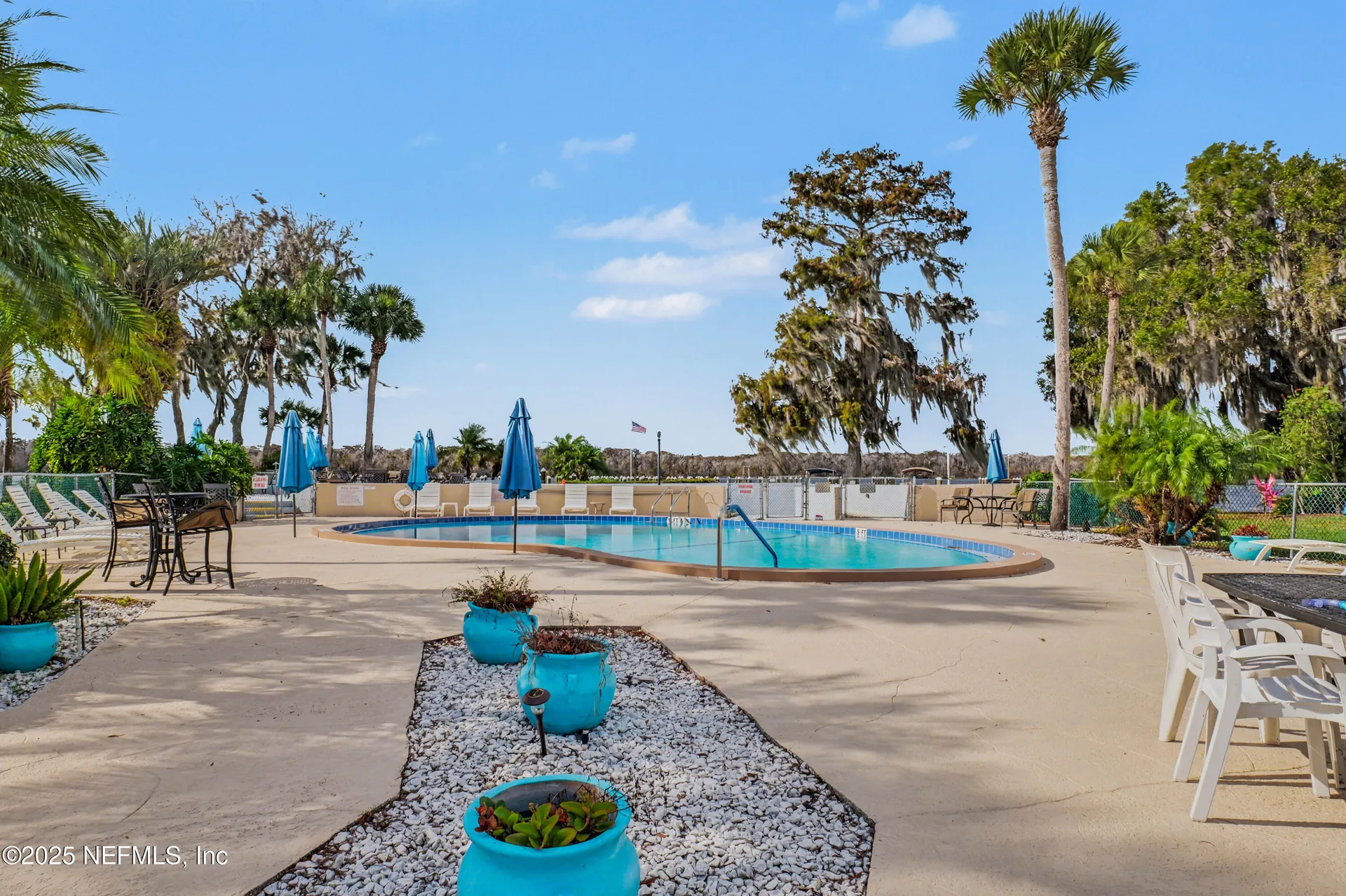 102 River Bend Court Welaka FL 32193