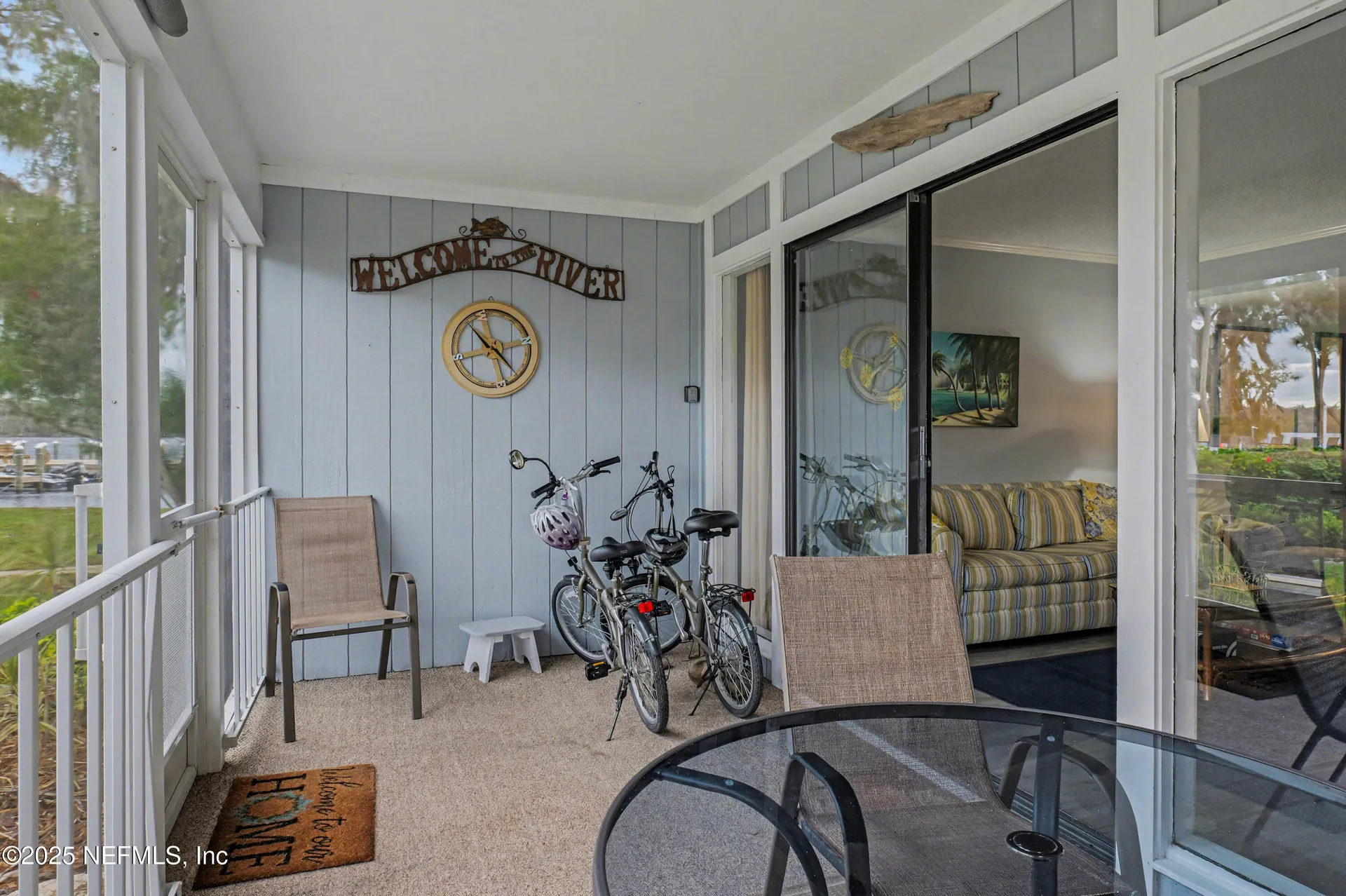 102 River Bend Court Welaka FL 32193