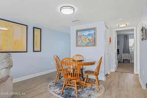 102 River Bend Court Welaka FL 32193