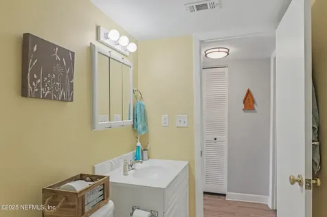 102 River Bend Court Welaka FL 32193