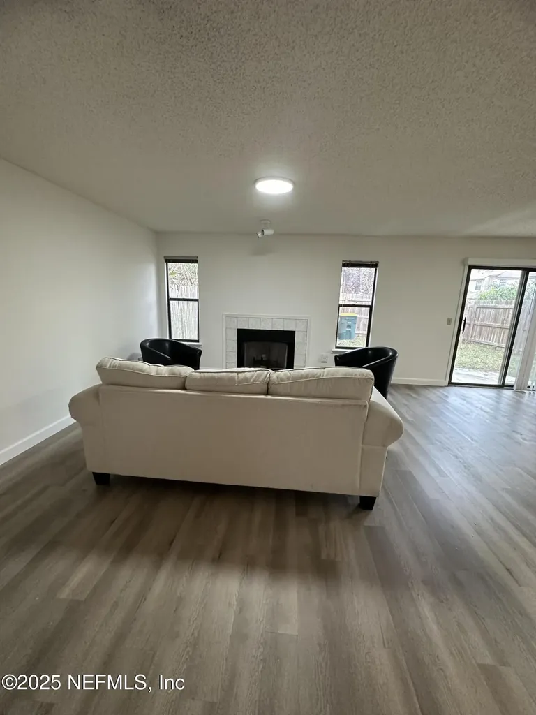 10060 Hidden Branch Drive E Jacksonville FL 32257