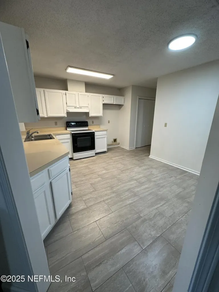 10060 Hidden Branch Drive E Jacksonville FL 32257