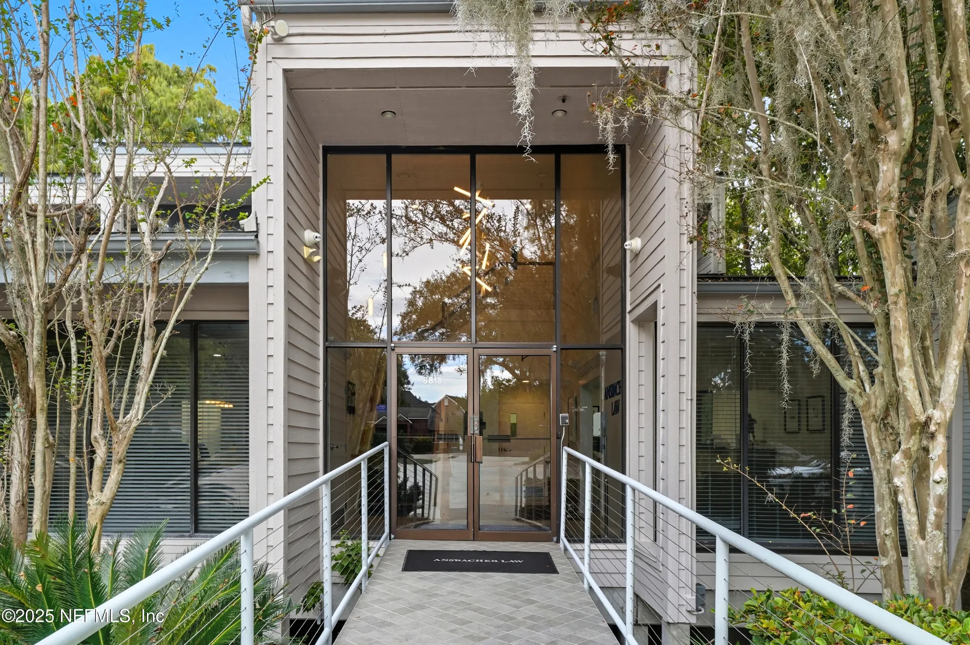 8818 Goodbys Executive Drive Jacksonville FL 32217